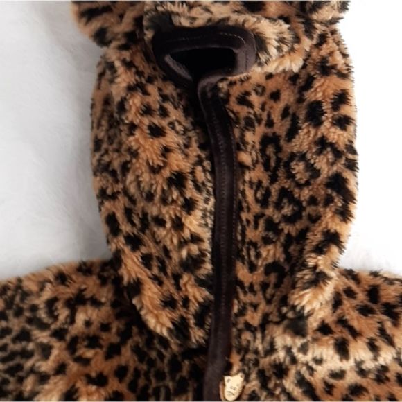 Fuzzy leapord bear Outfit Size 24 month - Picture 10 of 14